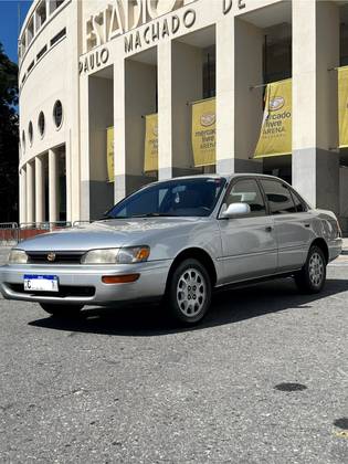 TOYOTA COROLLA 1.8 LE 16V GASOLINA 4P AUTOMÁTICO TOYOTA COROLLA 1.8 LE 16V GASOLINA 4P AUTOMÁTICO